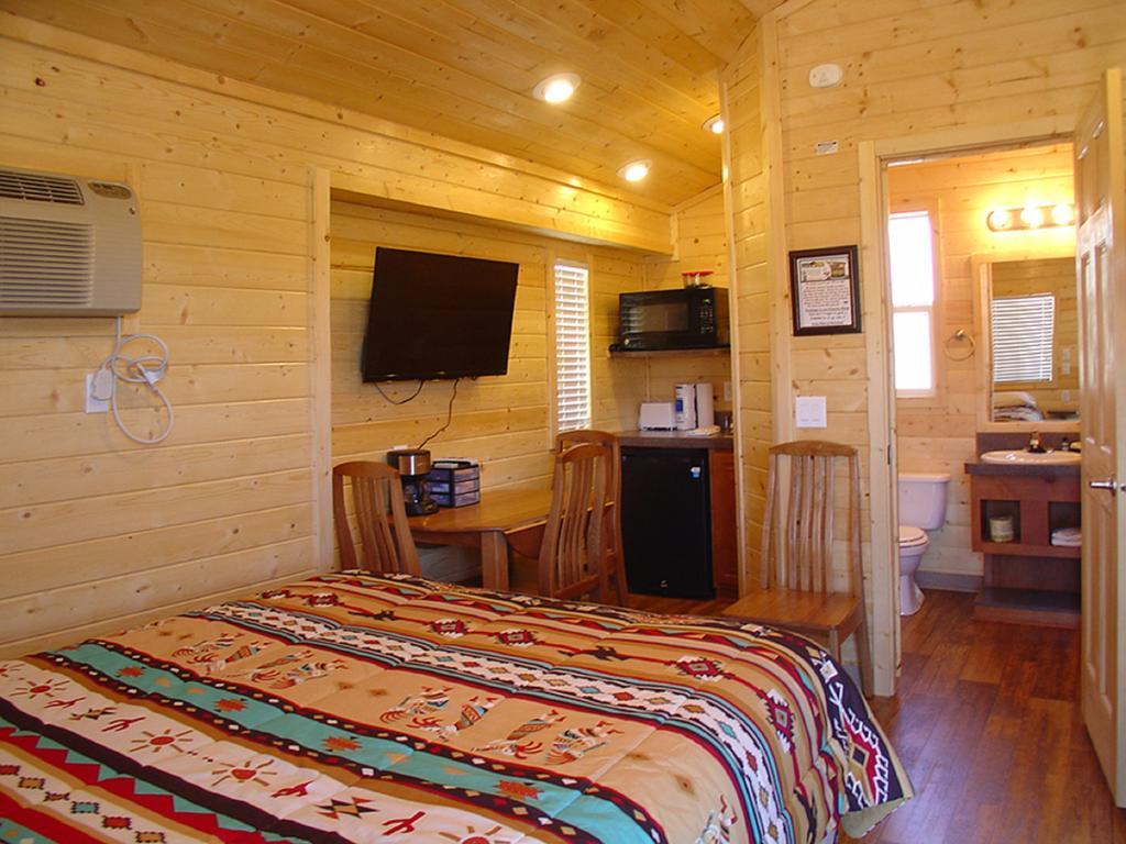 Verde Valley Studio Cabin 2 Коттонвуд Екстер'єр фото